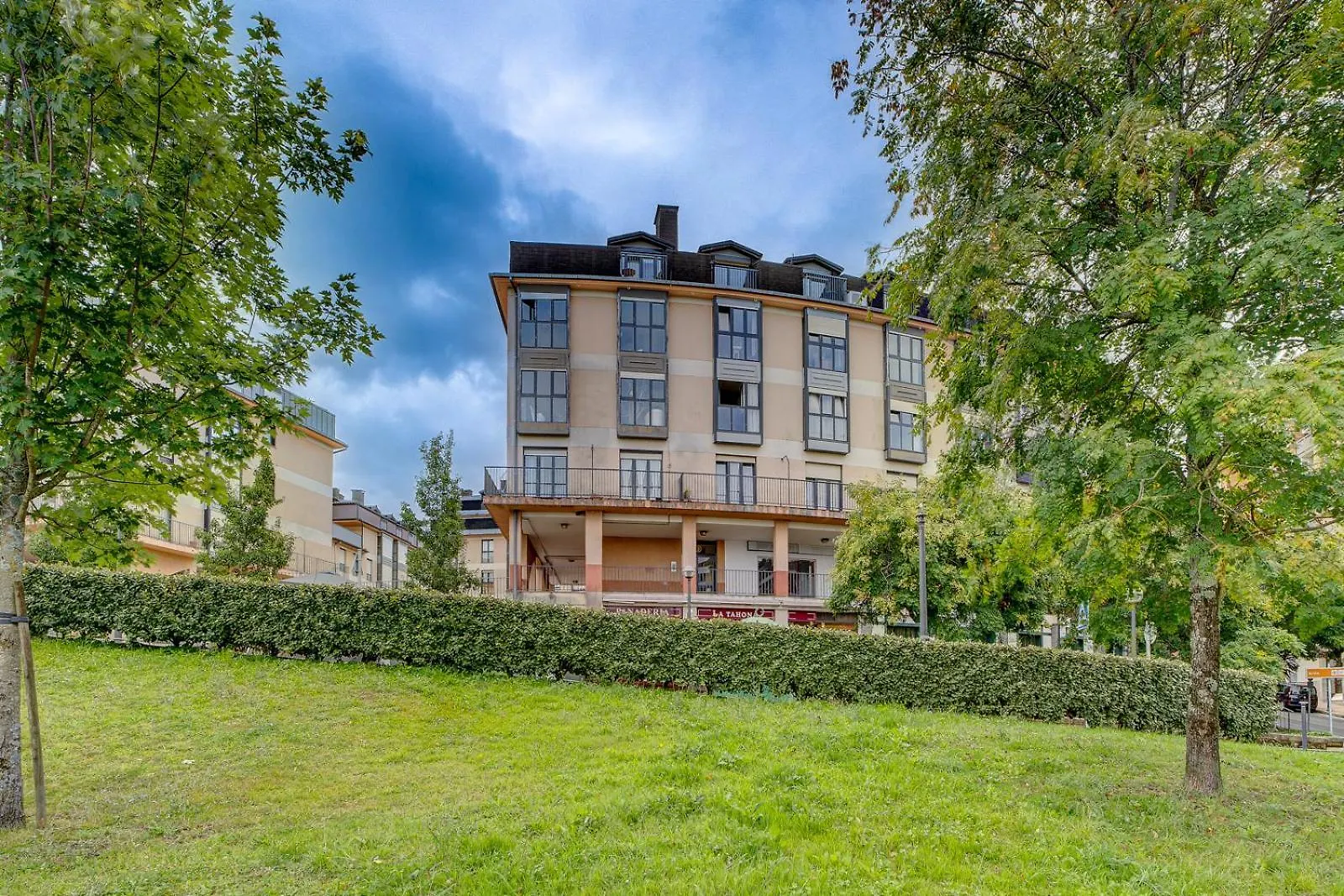 Apartmán Luminoso Atico Con Terraza, Irun, Parking, 4Pax